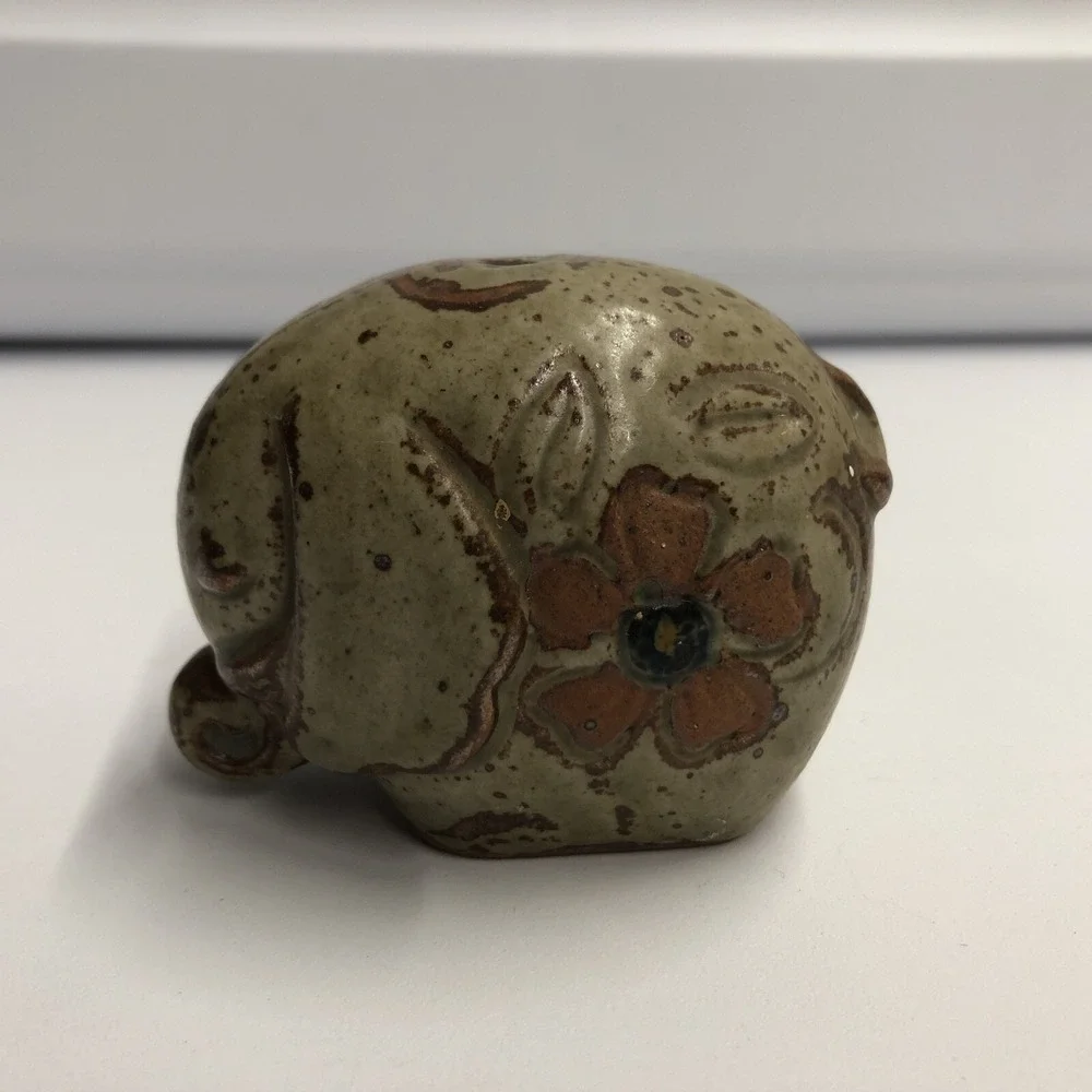 Elephant‎ w/ Flower Metal Figurine Tealight Holder Collectible 2 X 3